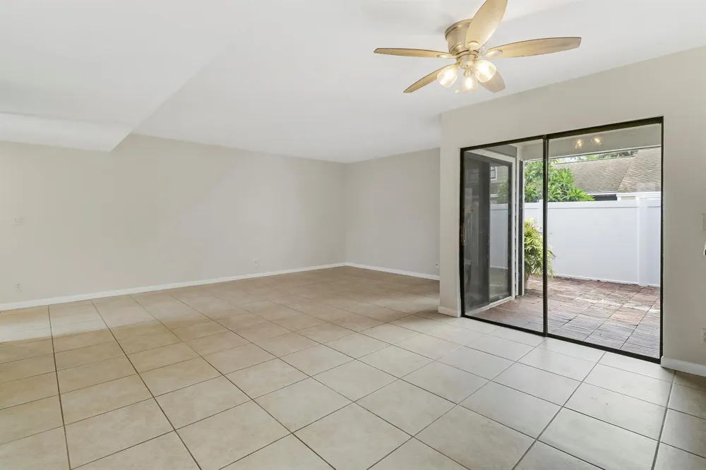 202 LAKEWOOD DRIVE #11B Jupiter, FL 33458