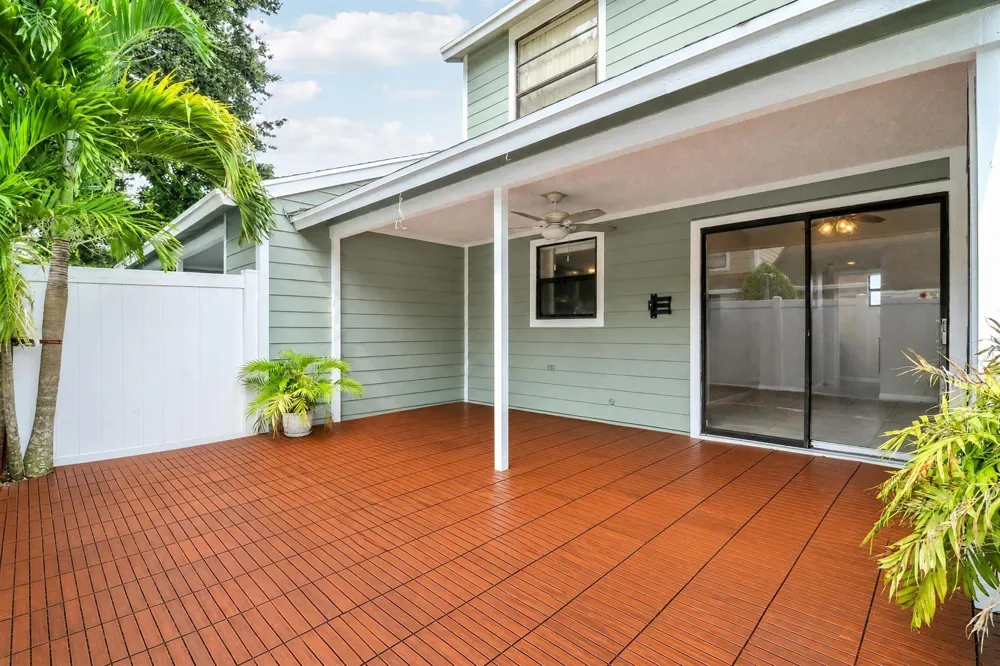 202 LAKEWOOD DRIVE #11B Jupiter, FL 33458