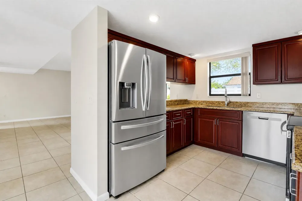 202 LAKEWOOD DRIVE #11B Jupiter, FL 33458