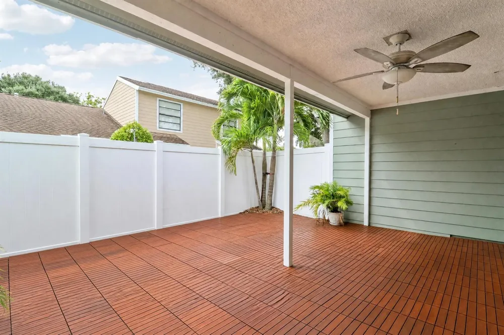 202 LAKEWOOD DRIVE #11B Jupiter, FL 33458