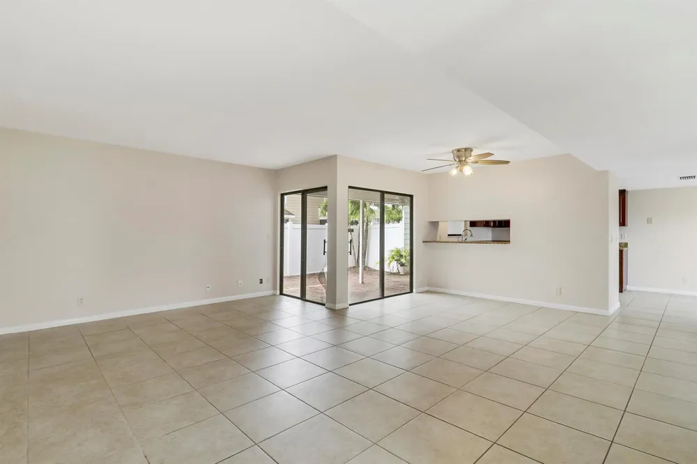 202 LAKEWOOD DRIVE #11B Jupiter, FL 33458