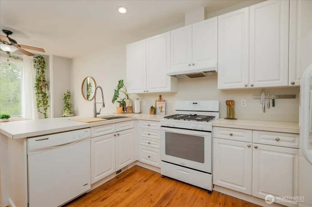 10410 Holly Drive #E Everett, WA 98204