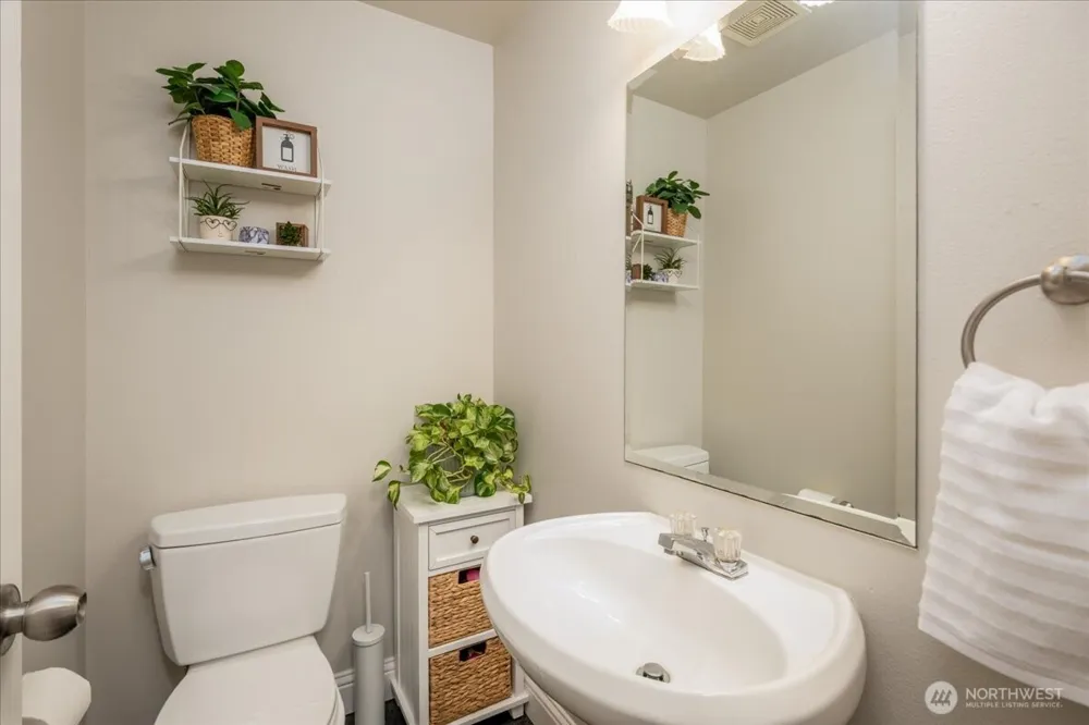 10410 Holly Drive #E Everett, WA 98204