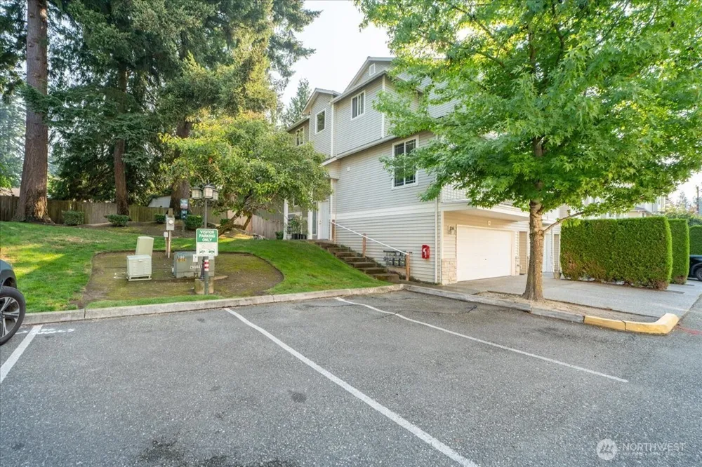 10410 Holly Drive #E Everett, WA 98204