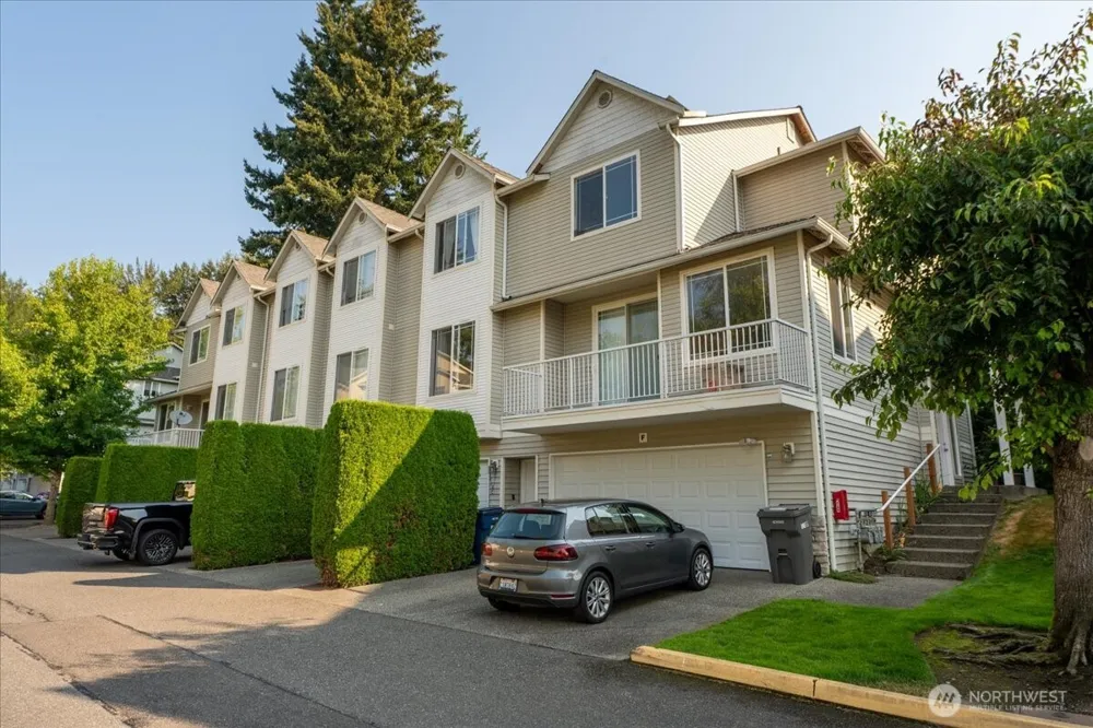 10410 Holly Drive #E Everett, WA 98204