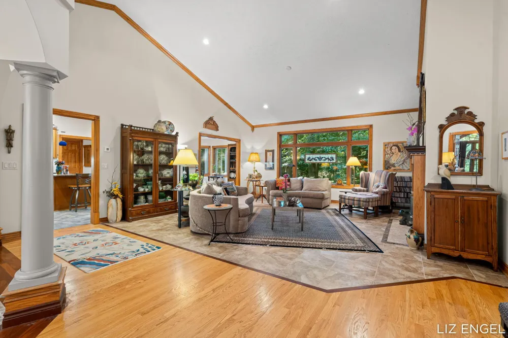 6908 Shore Drive Saugatuck Township, MI 49408