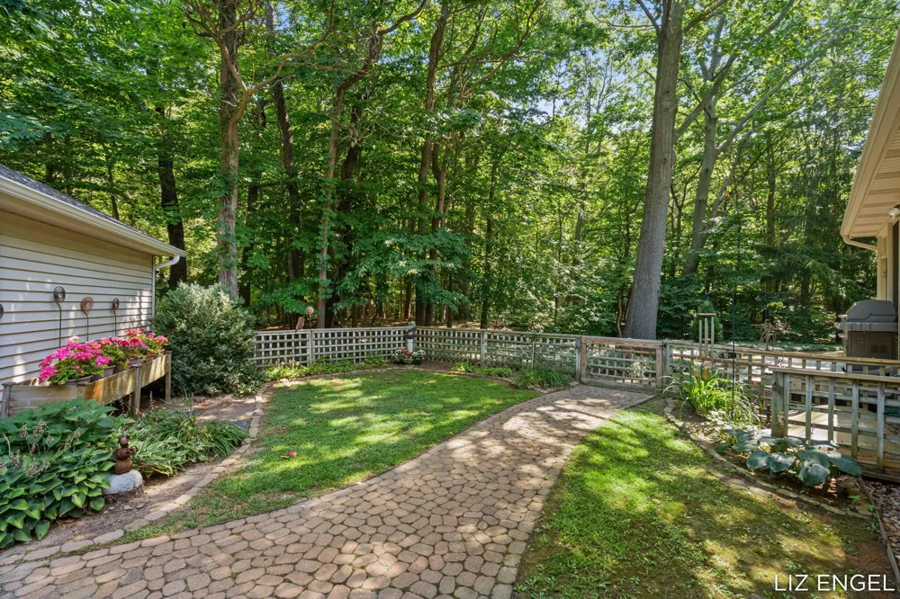 6908 Shore Drive Saugatuck Township, MI 49408