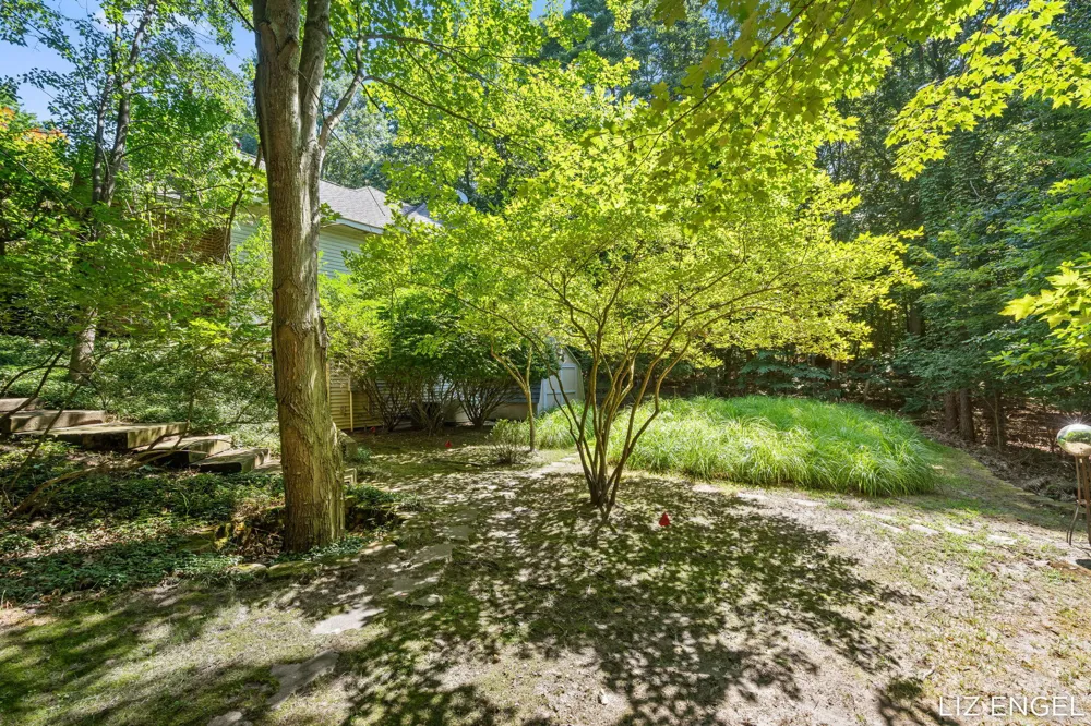 6908 Shore Drive Saugatuck Township, MI 49408