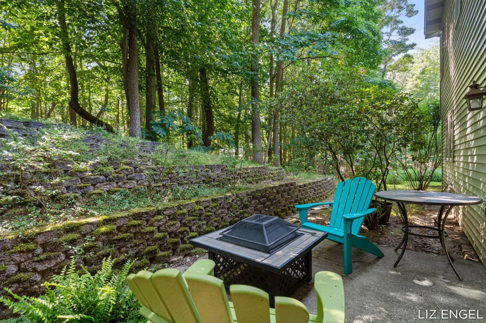 6908 Shore Drive Saugatuck Township, MI 49408
