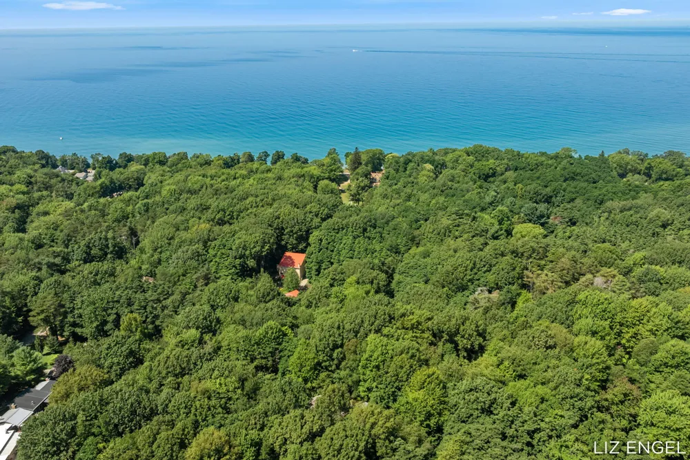 6908 Shore Drive Saugatuck Township, MI 49408