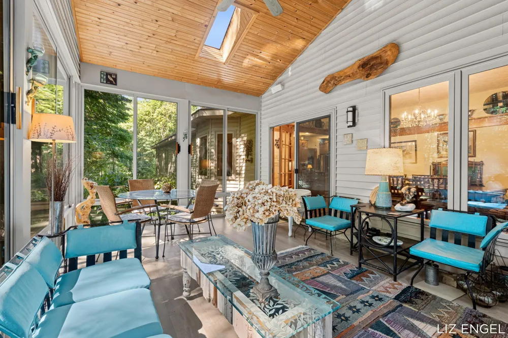 6908 Shore Drive Saugatuck Township, MI 49408