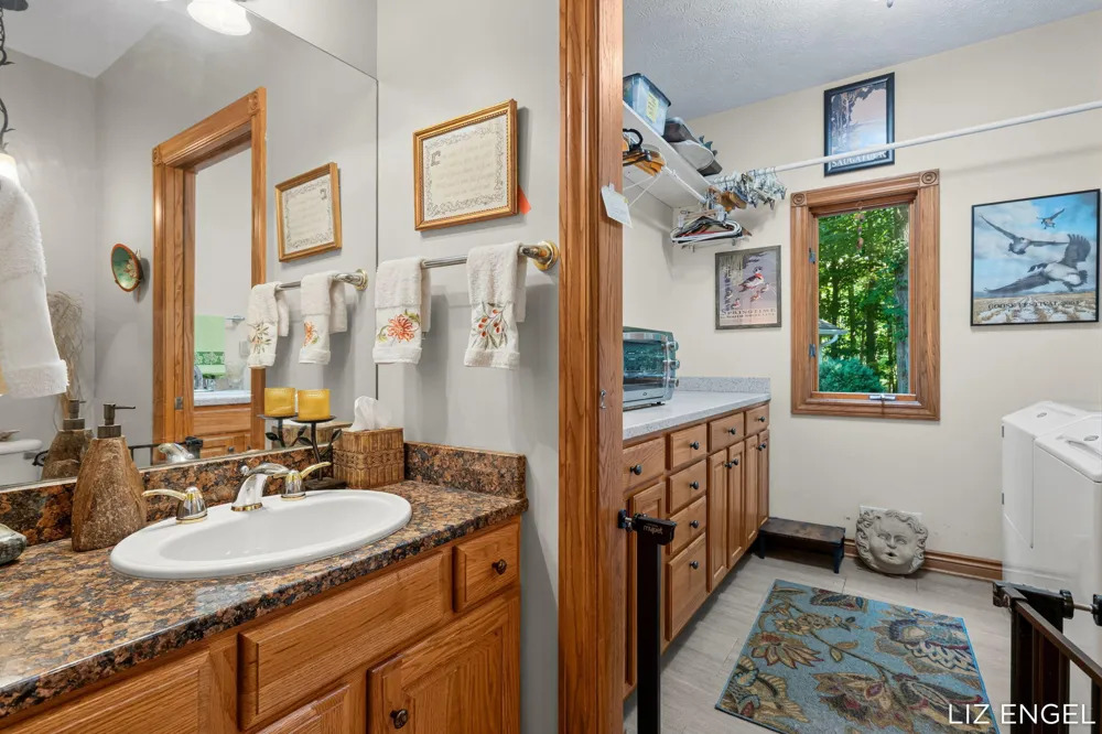 6908 Shore Drive Saugatuck Township, MI 49408