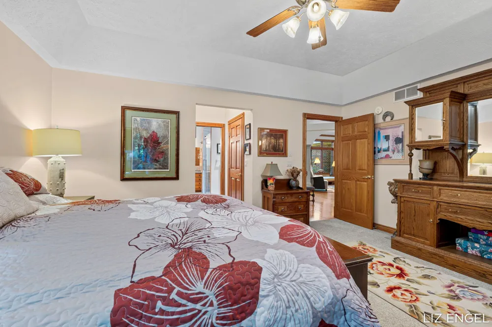 6908 Shore Drive Saugatuck Township, MI 49408