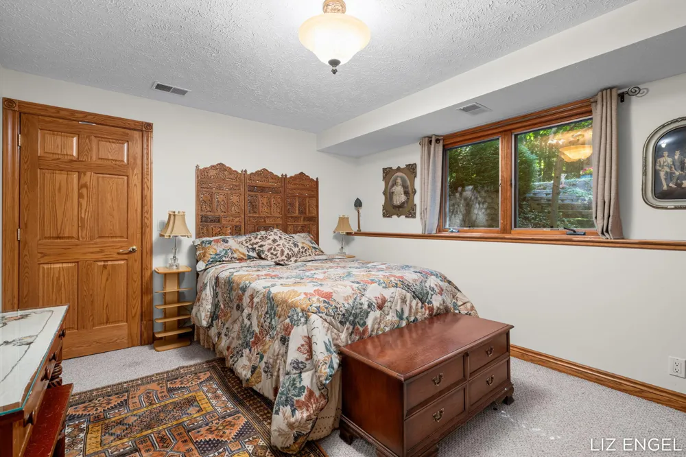 6908 Shore Drive Saugatuck Township, MI 49408