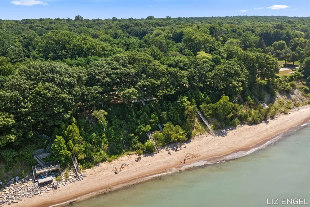 6908 Shore Drive Saugatuck Township, MI 49408