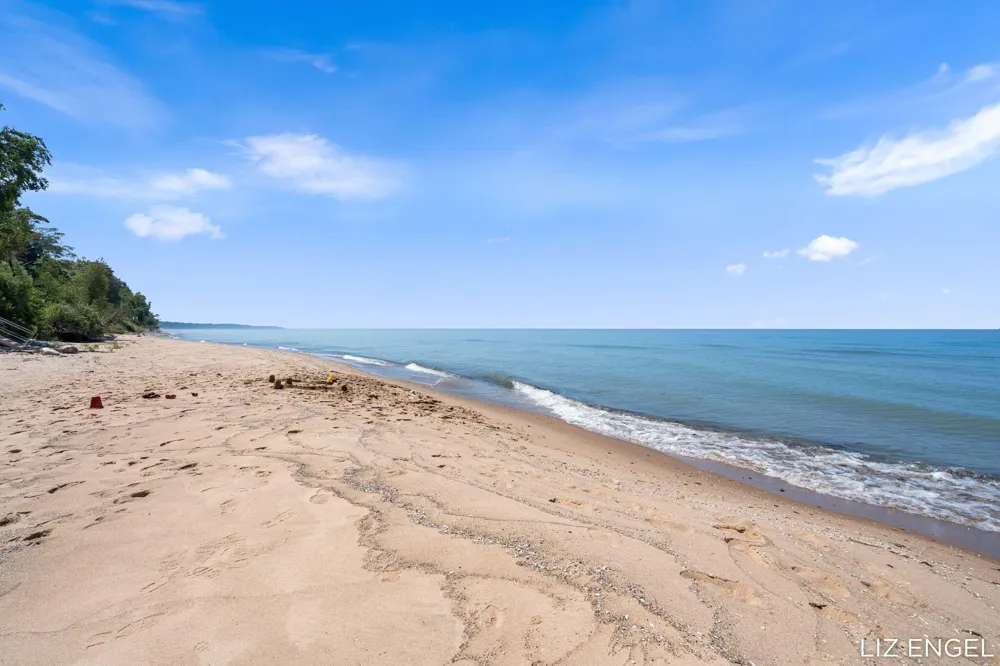 6908 Shore Drive Saugatuck Township, MI 49408