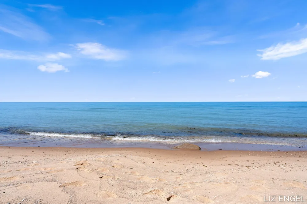6908 Shore Drive Saugatuck Township, MI 49408