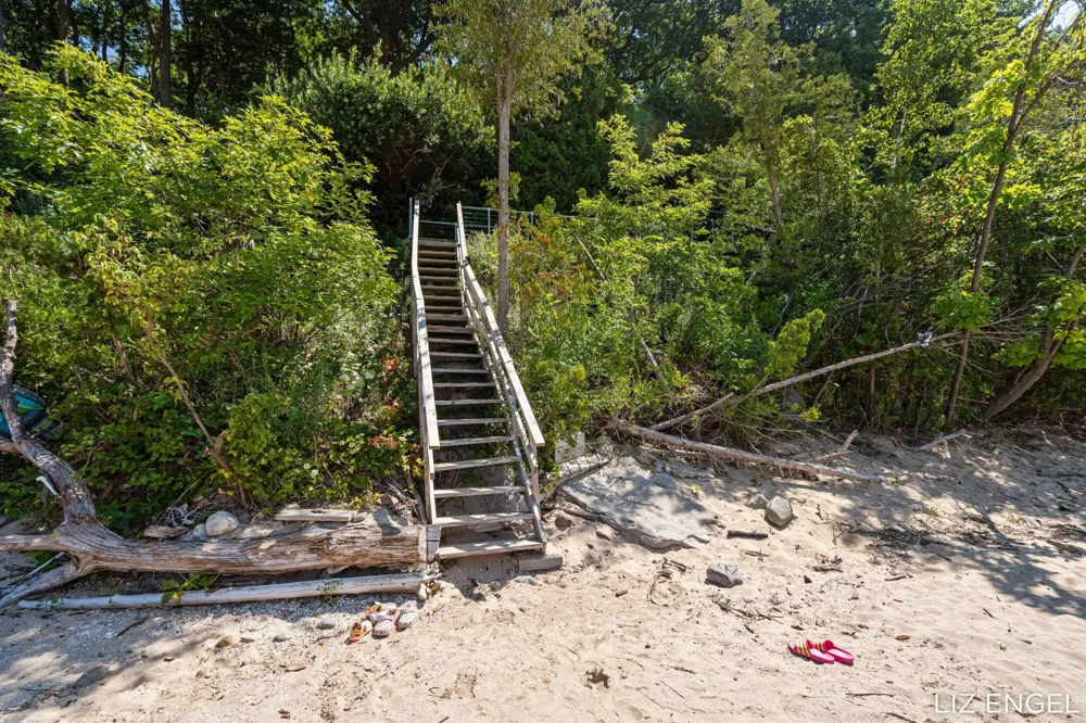 6908 Shore Drive Saugatuck Township, MI 49408