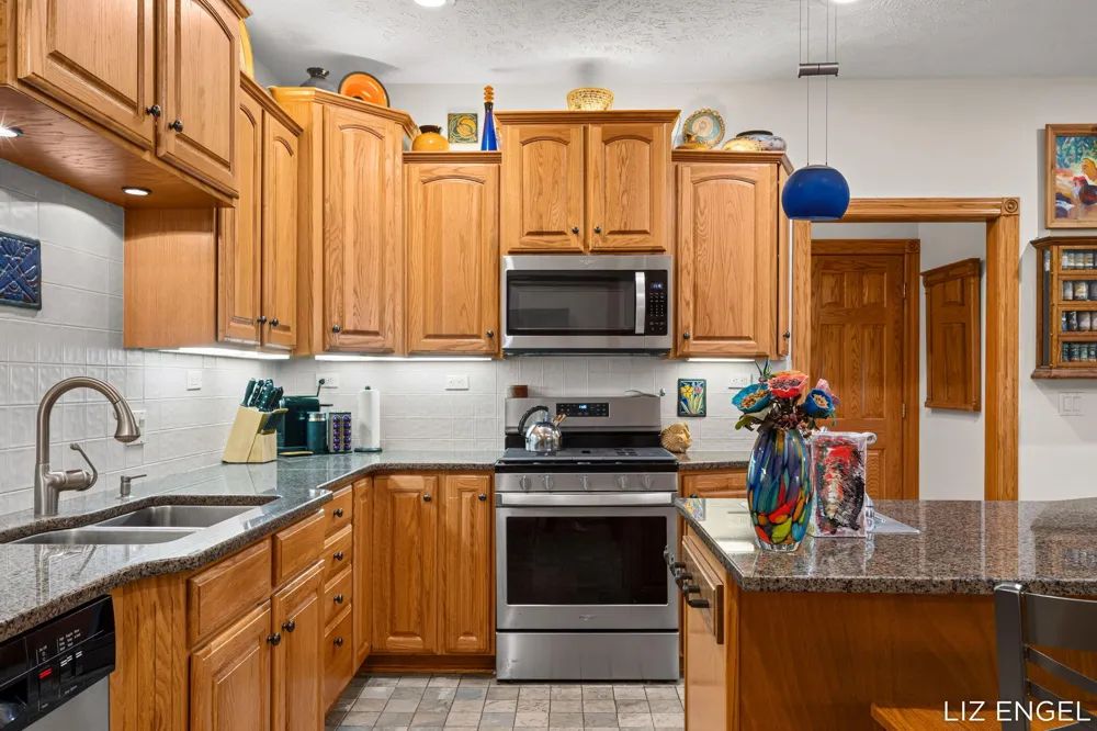 6908 Shore Drive Saugatuck Township, MI 49408