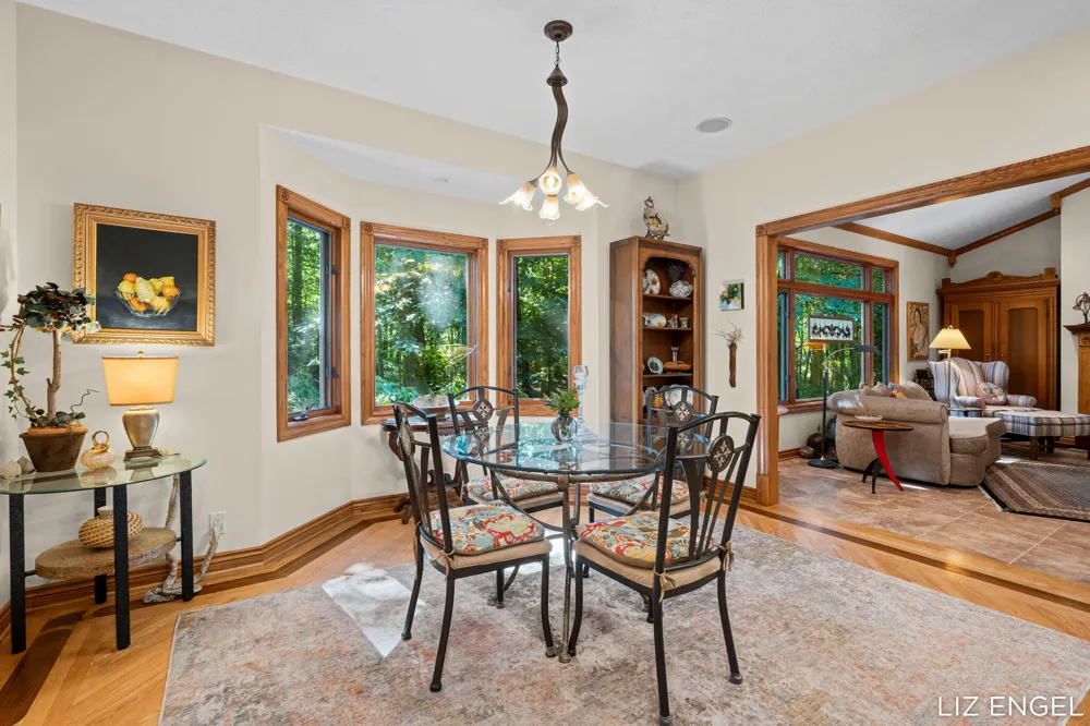 6908 Shore Drive Saugatuck Township, MI 49408