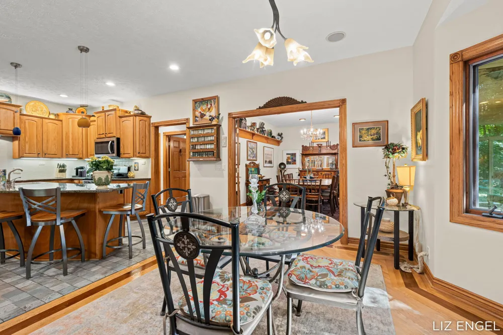 6908 Shore Drive Saugatuck Township, MI 49408
