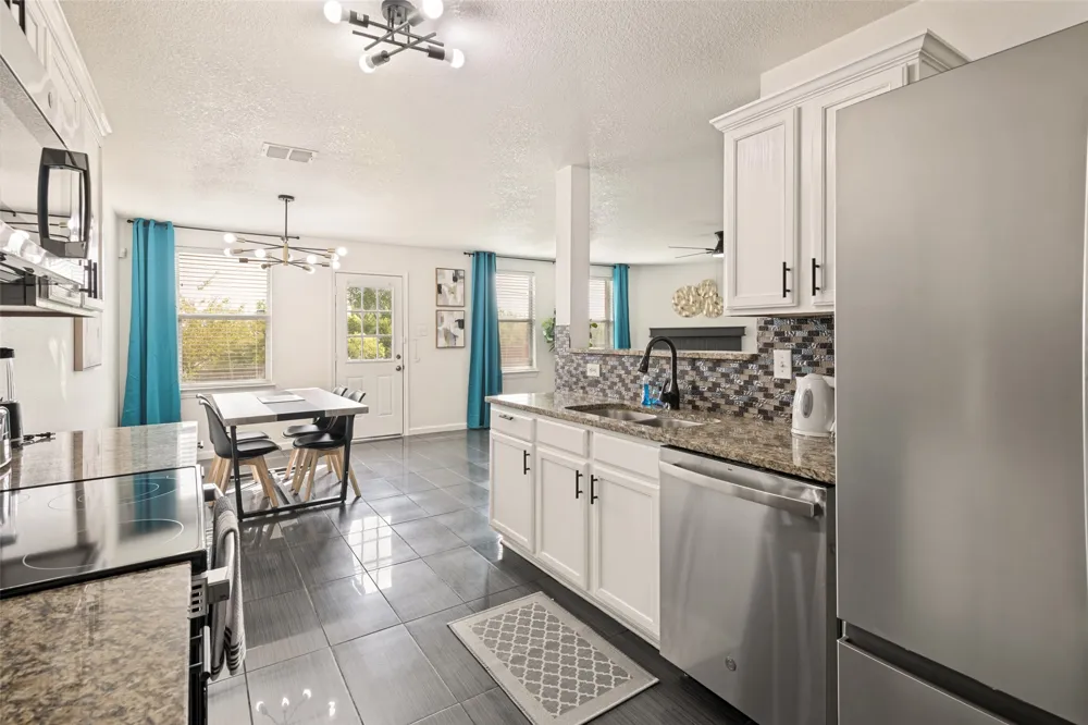 1513 Lone Star Court Mesquite, TX 75181