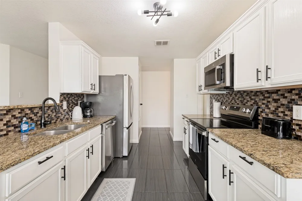 1513 Lone Star Court Mesquite, TX 75181