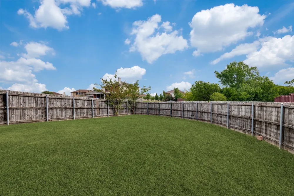 1513 Lone Star Court Mesquite, TX 75181