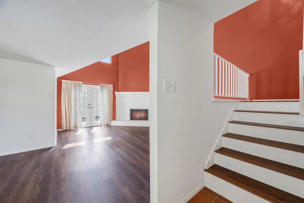 2906 Wayside Drive Bedford, TX 76021