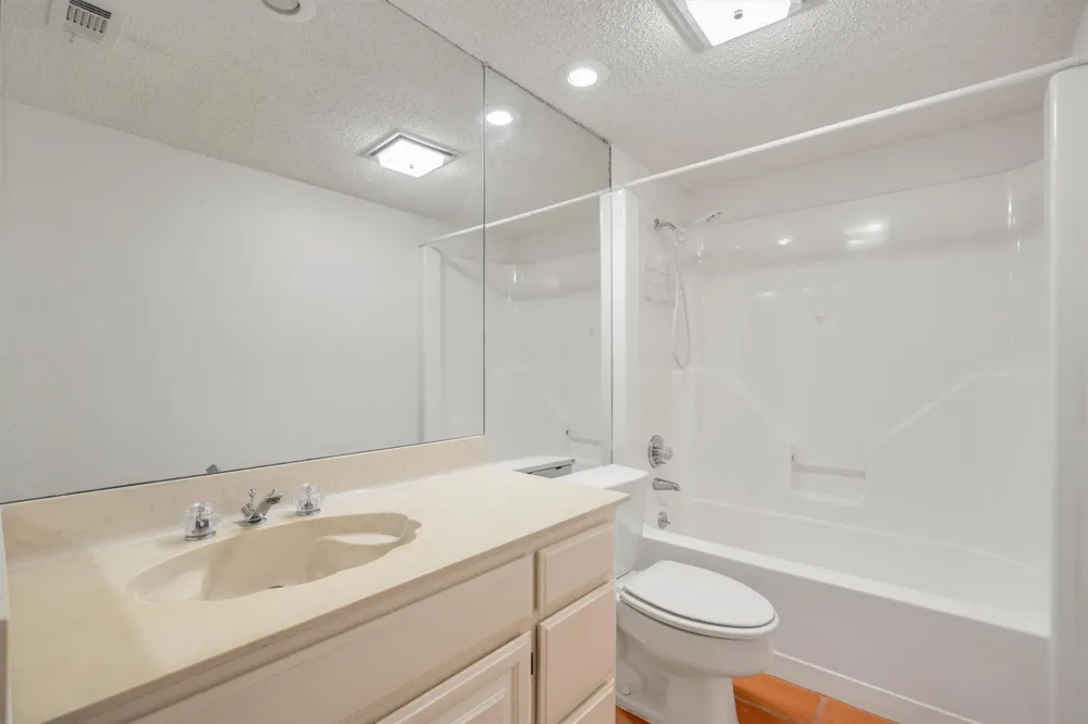 2906 Wayside Drive Bedford, TX 76021