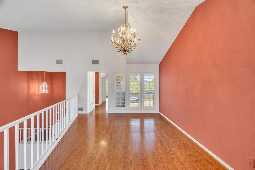 2906 Wayside Drive Bedford, TX 76021