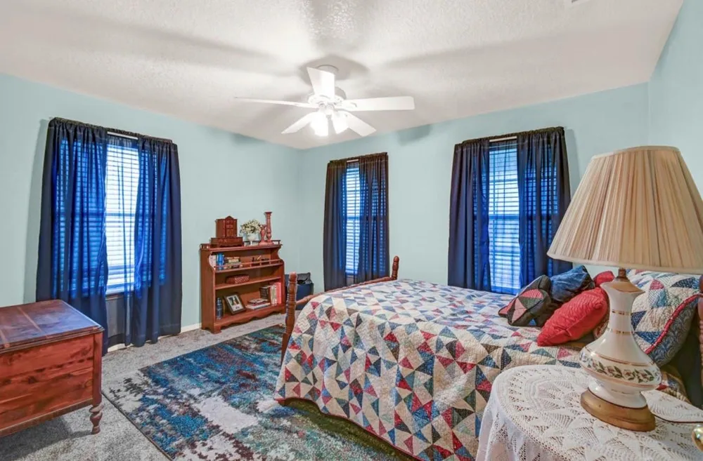 1226 Frontier Trail Angleton, TX 77515