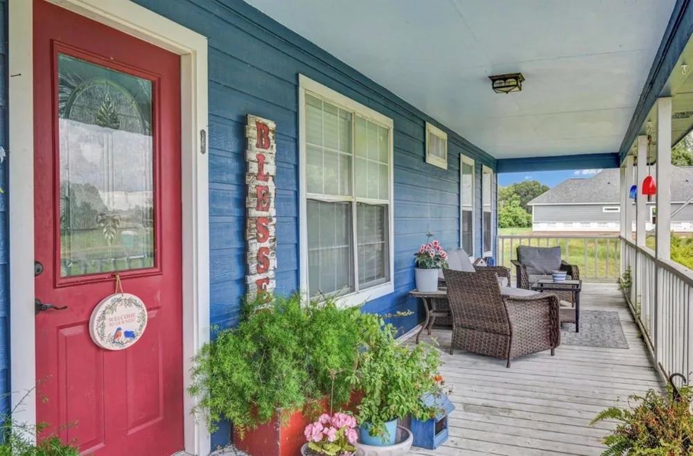 1226 Frontier Trail Angleton, TX 77515