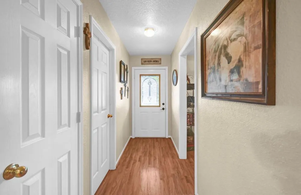 1226 Frontier Trail Angleton, TX 77515