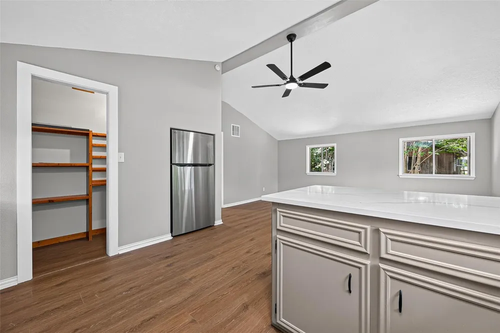 5693 Cessna Drive Montgomery, TX 77316