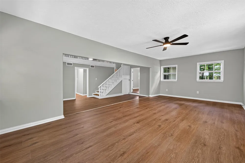 5693 Cessna Drive Montgomery, TX 77316