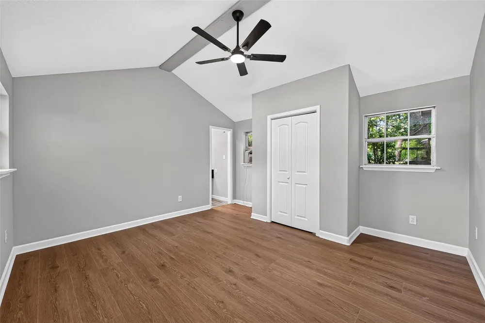 5693 Cessna Drive Montgomery, TX 77316