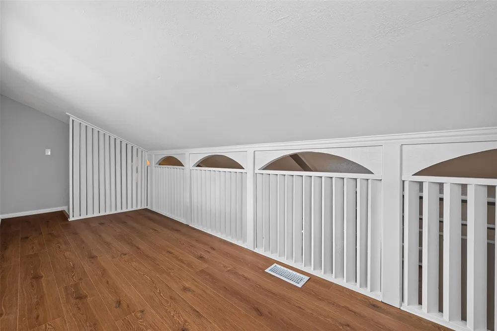 5693 Cessna Drive Montgomery, TX 77316
