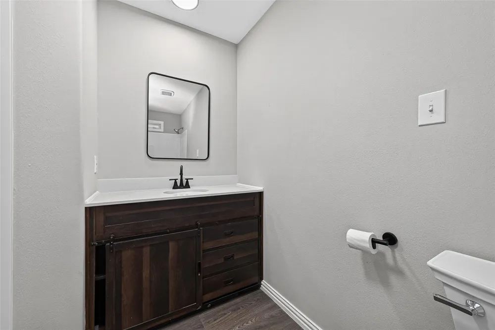 5693 Cessna Drive Montgomery, TX 77316