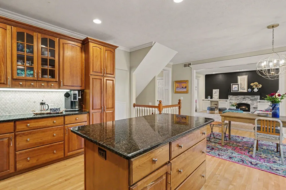 3587 Elk Court Zeeland, MI 49464