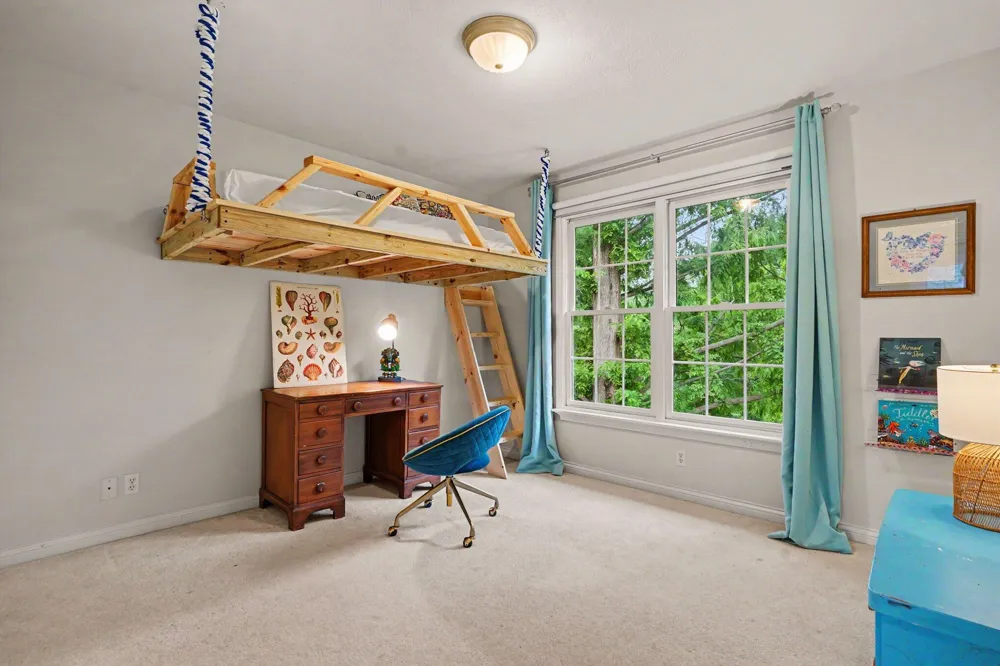 3587 Elk Court Zeeland, MI 49464