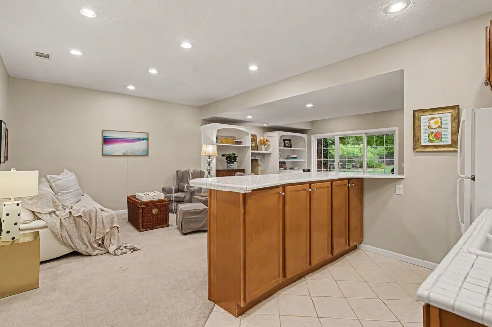 3587 Elk Court Zeeland, MI 49464