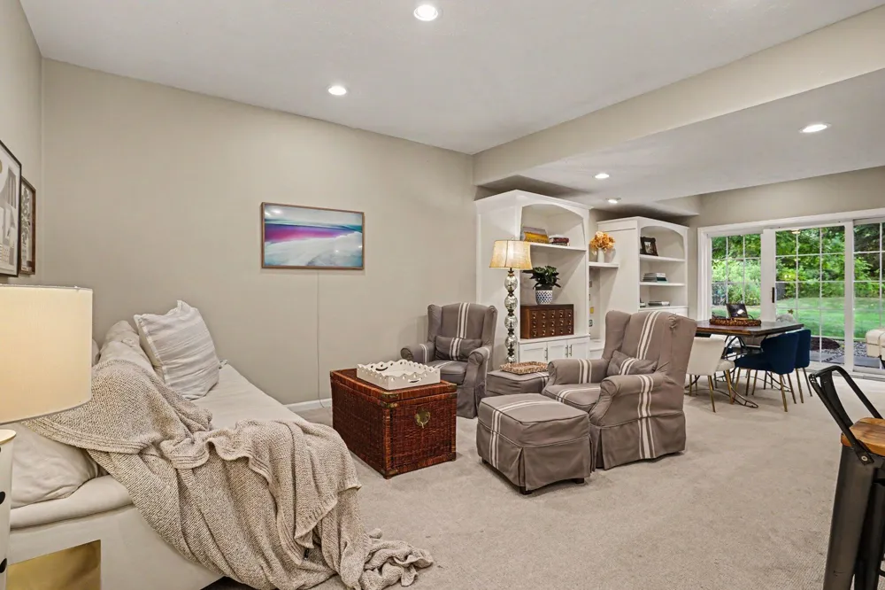 3587 Elk Court Zeeland, MI 49464