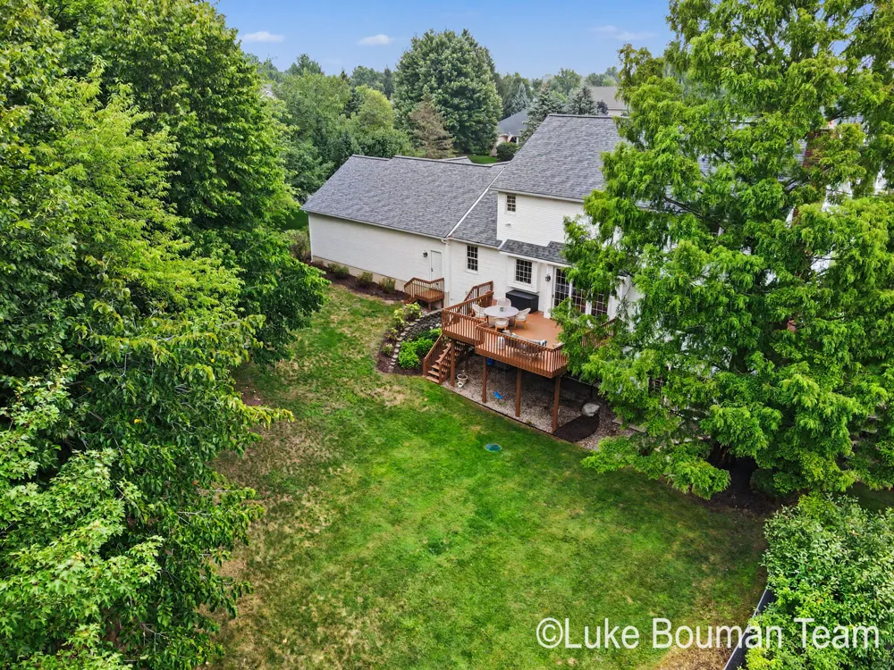 3587 Elk Court Zeeland, MI 49464