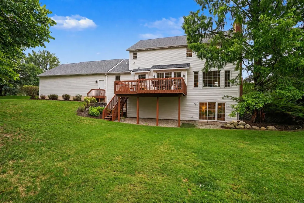 3587 Elk Court Zeeland, MI 49464