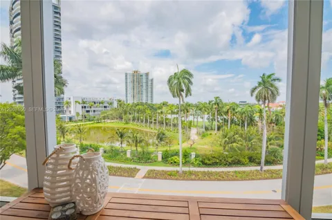 200 Diplomat Pkwy #519