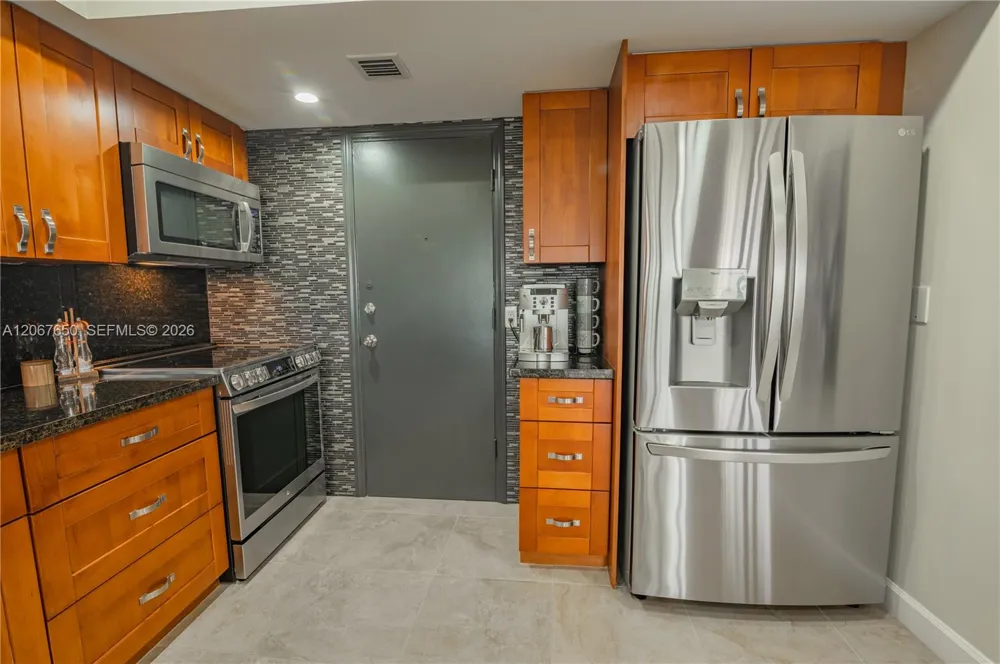 200 Diplomat Pkwy #519 Hallandale Beach, FL 33009