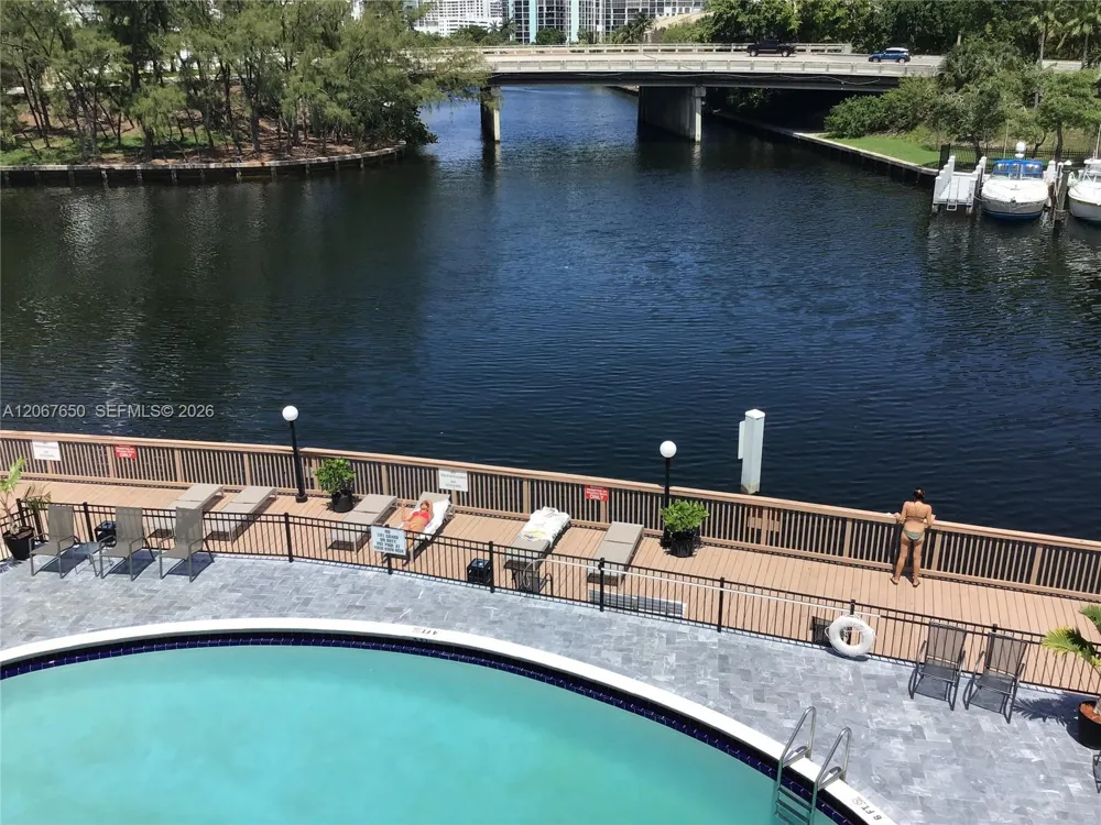 200 Diplomat Pkwy #519 Hallandale Beach, FL 33009