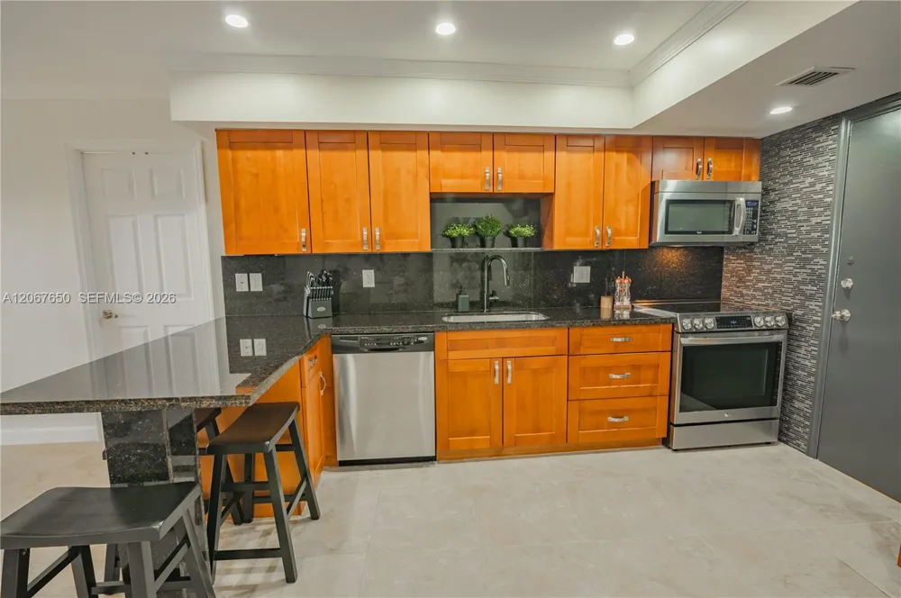 200 Diplomat Pkwy #519 Hallandale Beach, FL 33009