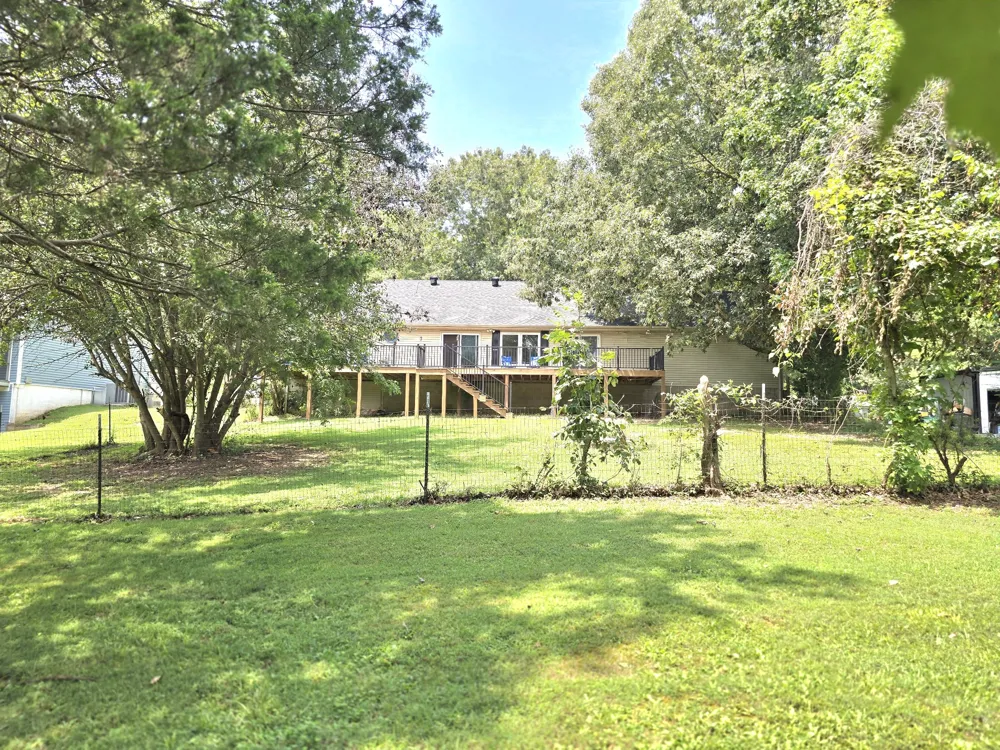 39 Bayshore Dr Cadiz, KY 42211